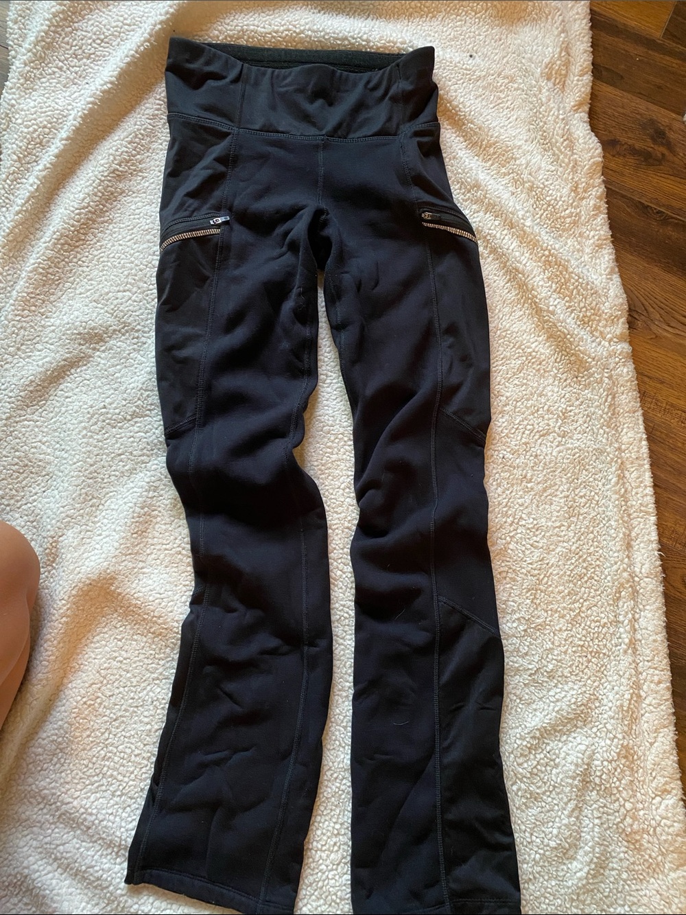 Athleta Black fleece lined Leggings with Zippered Pockets